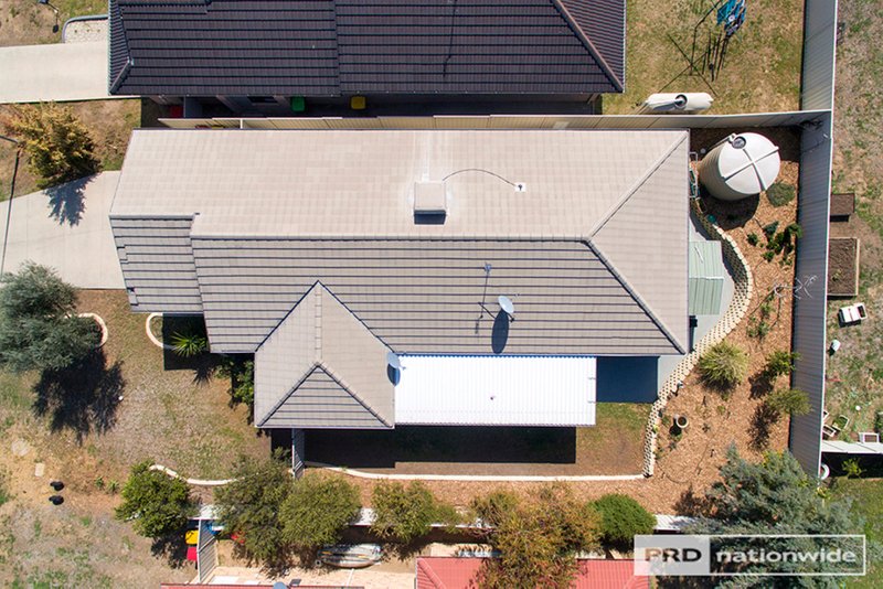 Photo - 30 Orley Drive, Tamworth NSW 2340 - Image 24