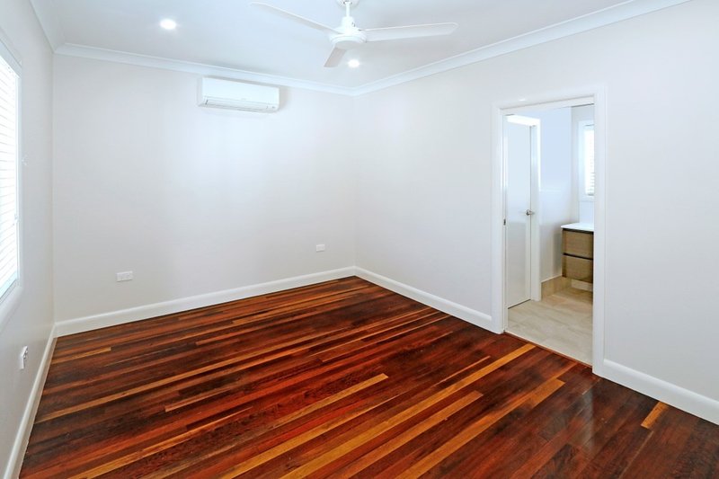 Photo - 30 Oswald Street, Allenstown QLD 4700 - Image 11