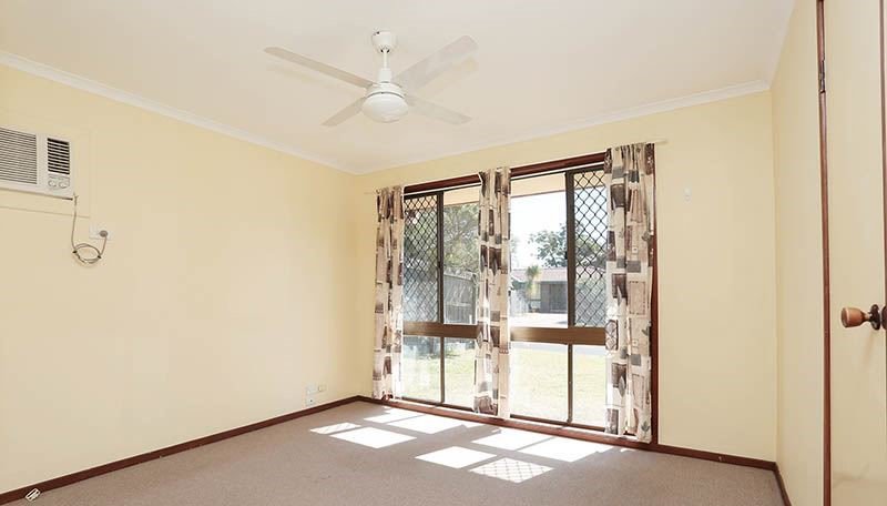 Photo - 30 Paluna Street, Riverhills QLD 4074 - Image 4