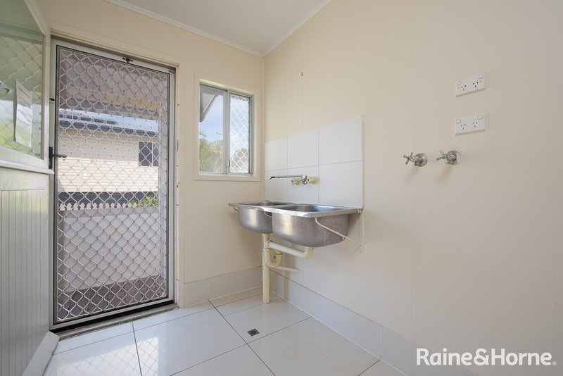 Photo - 30 Park Street, West Gladstone QLD 4680 - Image 12