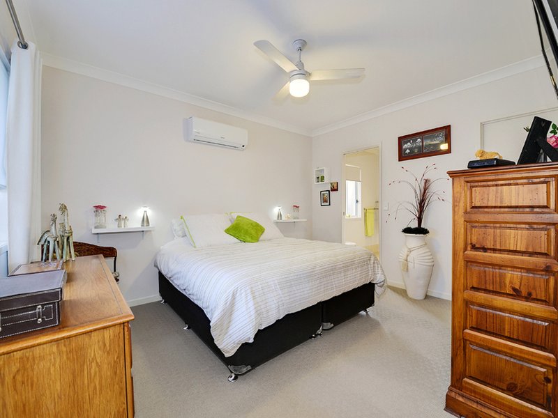 Photo - 30 Paterson Street, North Lakes QLD 4509 - Image 9