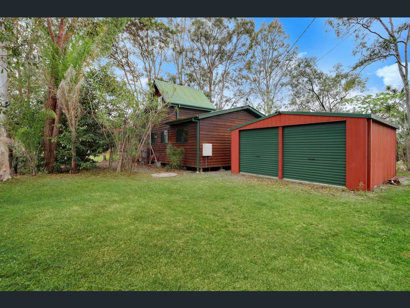 Photo - 30 Pear Street, Redland Bay QLD 4165 - Image 11