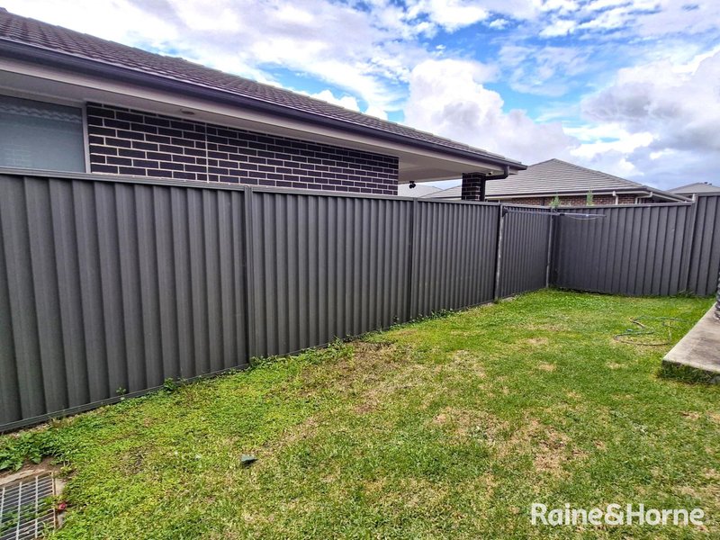 Photo - 30 Peckham Grove, Oran Park NSW 2570 - Image 14