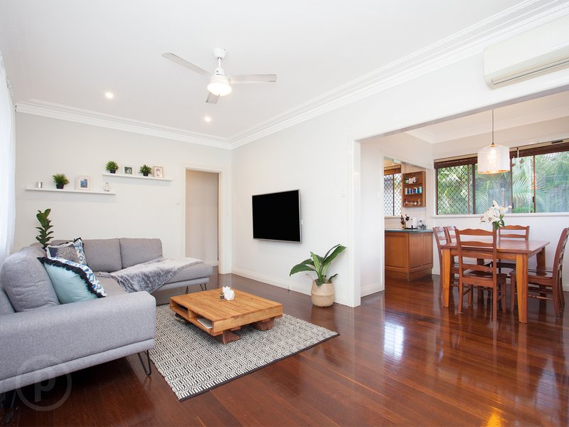 Photo - 30 Penhill Street, Nudgee QLD 4014 - Image 2