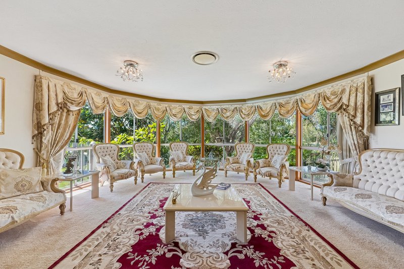 Photo - 30 Peninsula Court, Mermaid Waters QLD 4218 - Image 6