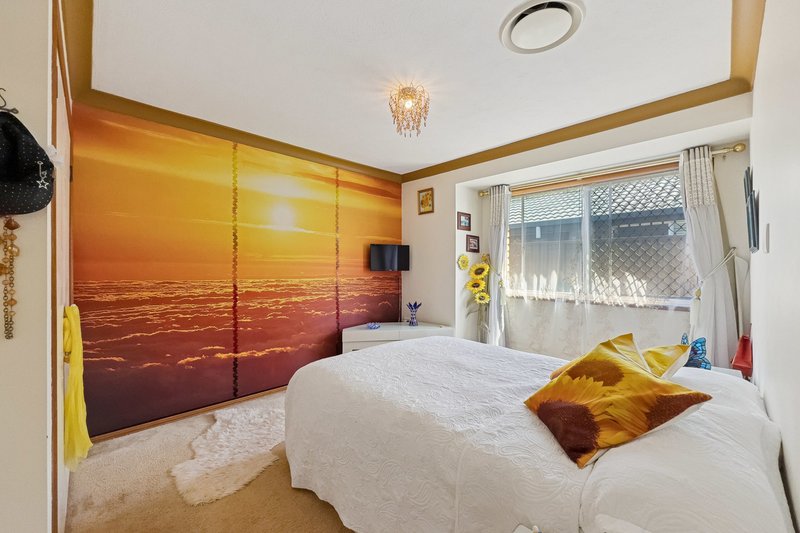 Photo - 30 Peninsula Court, Mermaid Waters QLD 4218 - Image 16