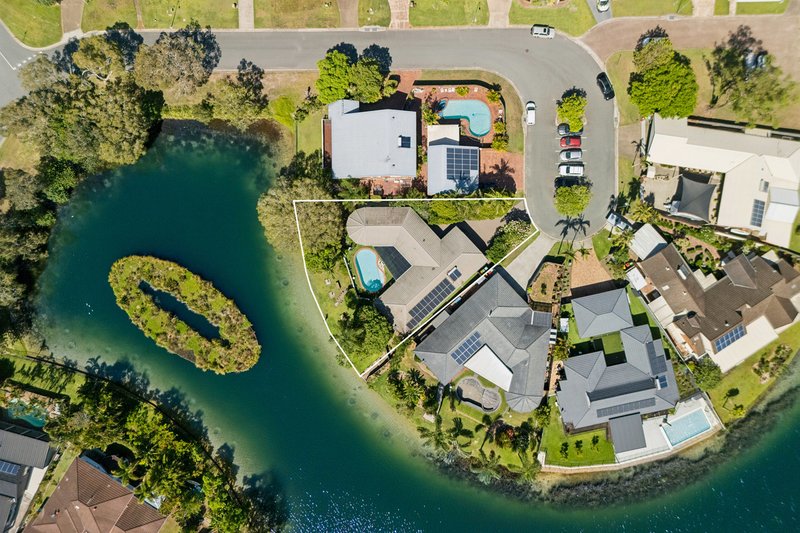 Photo - 30 Peninsula Court, Mermaid Waters QLD 4218 - Image 30