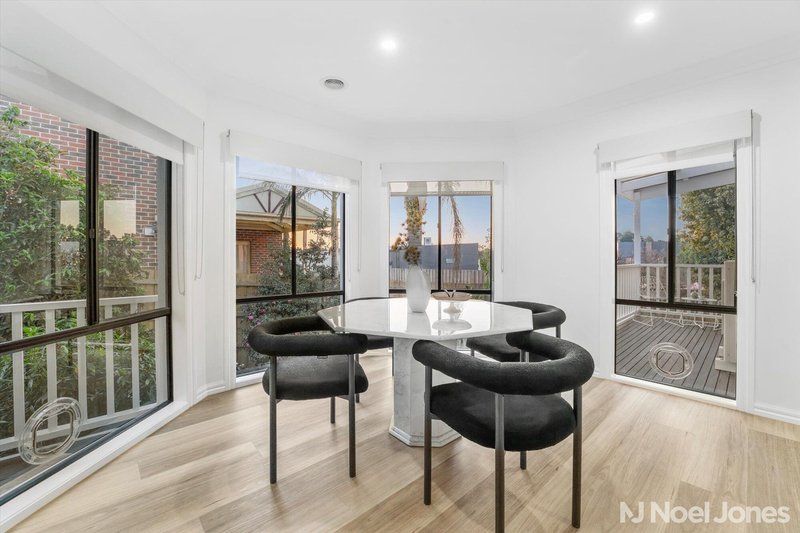 Photo - 30 Petalnina Drive, Wantirna VIC 3152 - Image 5