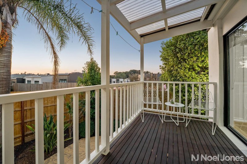 Photo - 30 Petalnina Drive, Wantirna VIC 3152 - Image 12