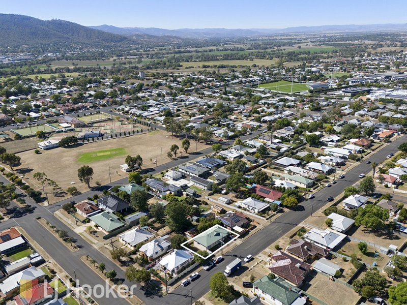 Photo - 30 Phillip Street, West Tamworth NSW 2340 - Image 16