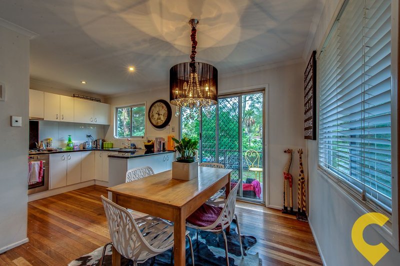 Photo - 30 Pimelea Street, Everton Hills QLD 4053 - Image 2