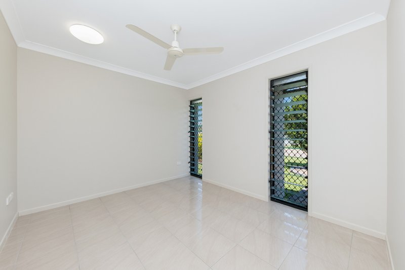 Photo - 30 Pincer Court, Bushland Beach QLD 4818 - Image 6