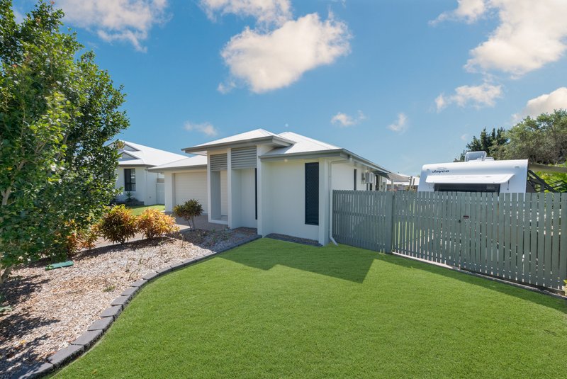 Photo - 30 Pincer Court, Bushland Beach QLD 4818 - Image 13