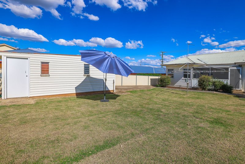 Photo - 30 Piper Street, Tamworth NSW 2340 - Image 8