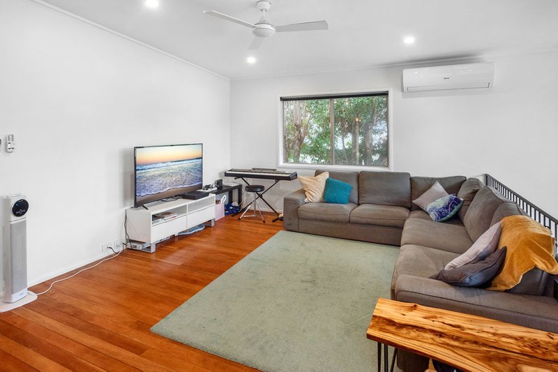 Photo - 30 Plateau Parade, Bray Park QLD 4500 - Image 10