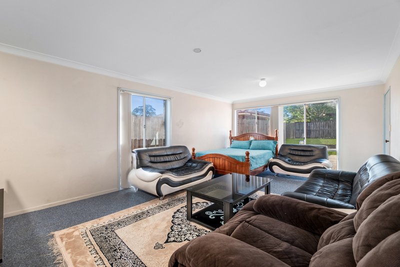 Photo - 30 Plunkett Crescent, Kingswood NSW 2747 - Image 3