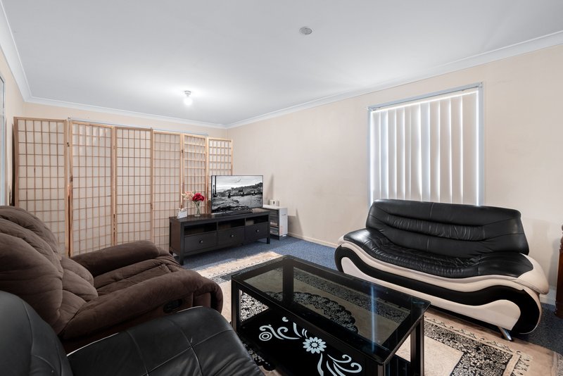 Photo - 30 Plunkett Crescent, Kingswood NSW 2747 - Image 4