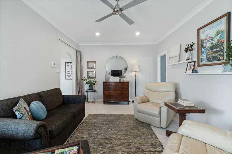 Photo - 30 Queanbeyan Avenue, Burrill Lake NSW 2539 - Image 4