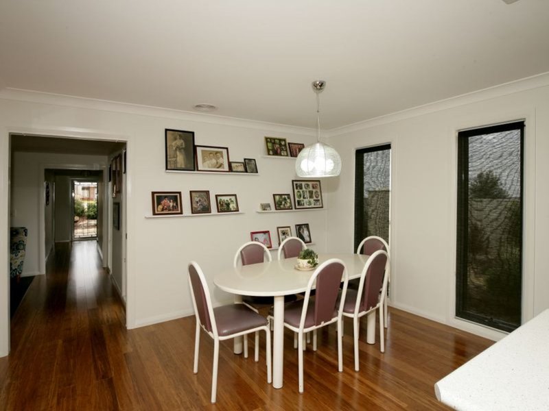 Photo - 30 Rainbow Drive, Estella NSW 2650 - Image 6