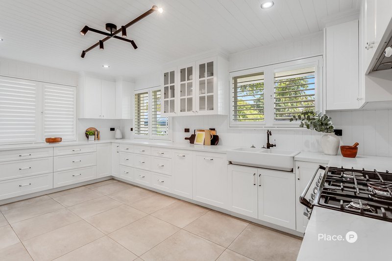 Photo - 30 Ralph Street, Clontarf QLD 4019 - Image 5