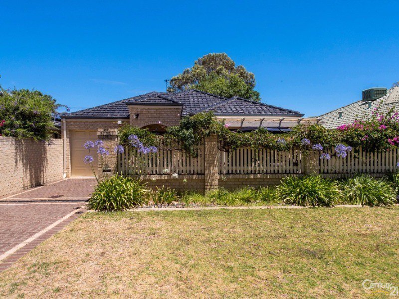 30 Randell Street, Mandurah WA 6210