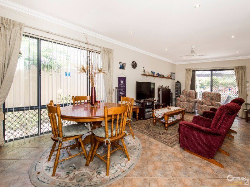 Photo - 30 Randell Street, Mandurah WA 6210 - Image 4