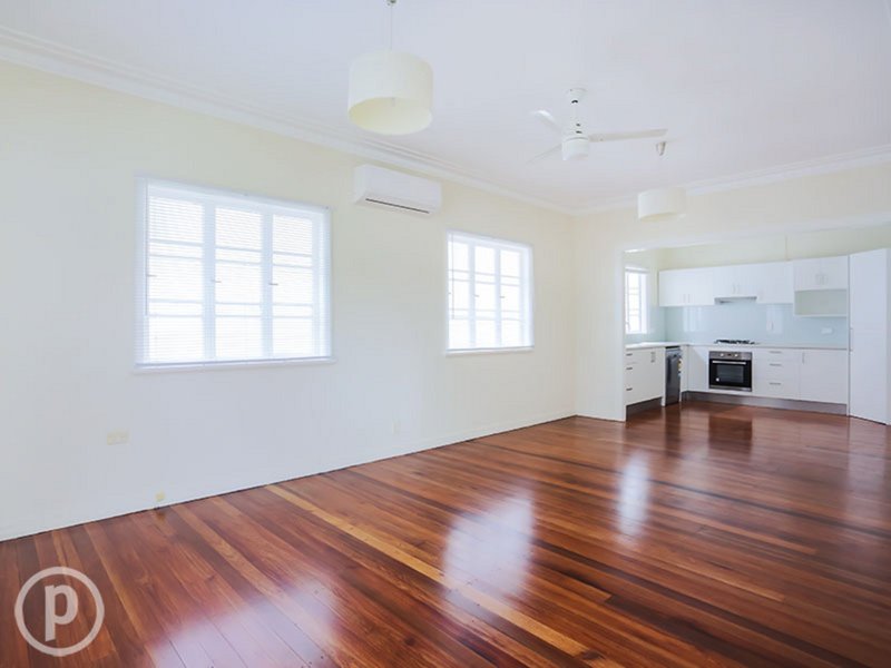 Photo - 30 Raven Street, Camp Hill QLD 4152 - Image 2