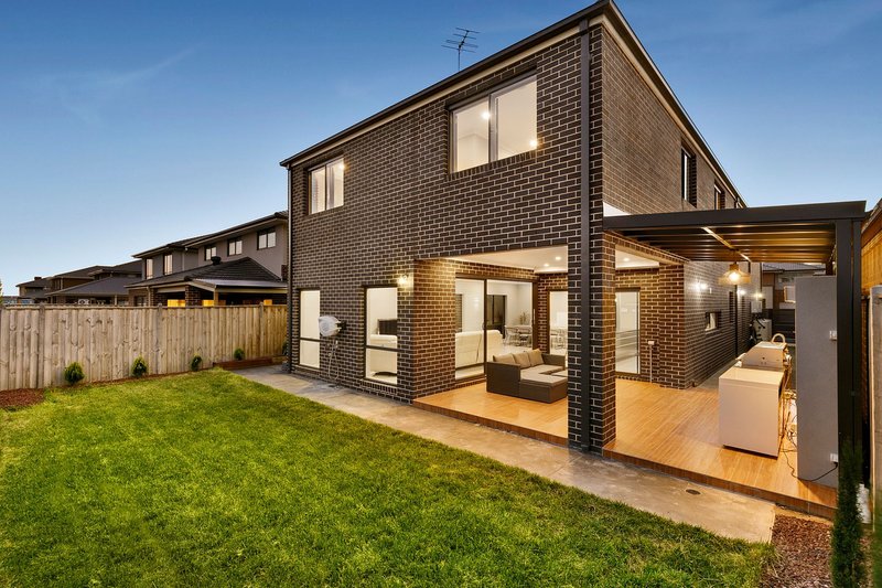 Photo - 30 Red Brush Drive, Keysborough VIC 3173 - Image 10