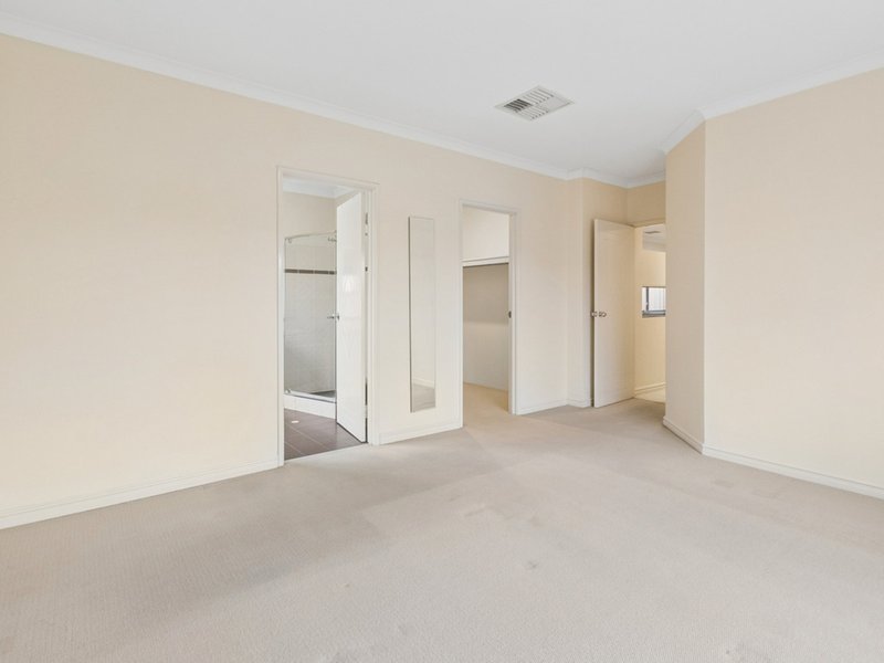 Photo - 30 Redgum Way, Morley WA 6062 - Image 2
