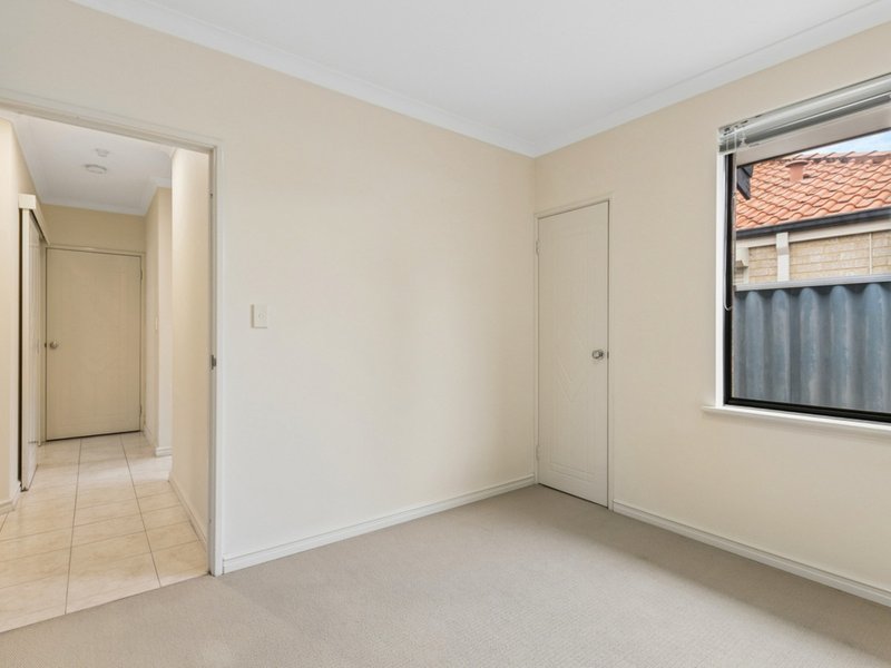 Photo - 30 Redgum Way, Morley WA 6062 - Image 6