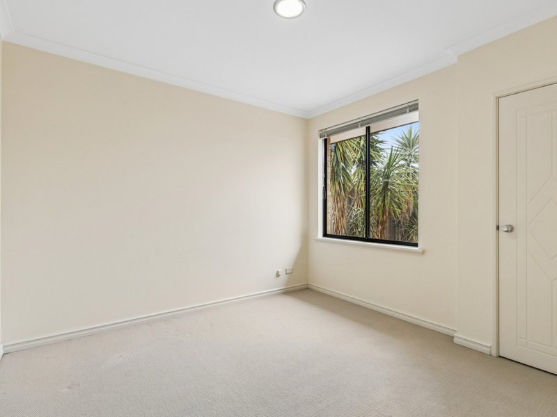 Photo - 30 Redgum Way, Morley WA 6062 - Image 7