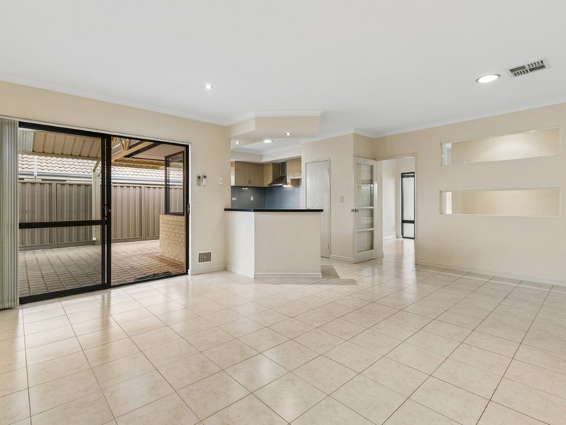Photo - 30 Redgum Way, Morley WA 6062 - Image 12