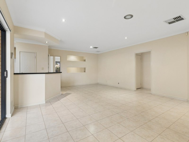 Photo - 30 Redgum Way, Morley WA 6062 - Image 13