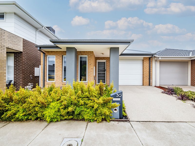 30 Remus Circuit, Cranbourne West VIC 3977