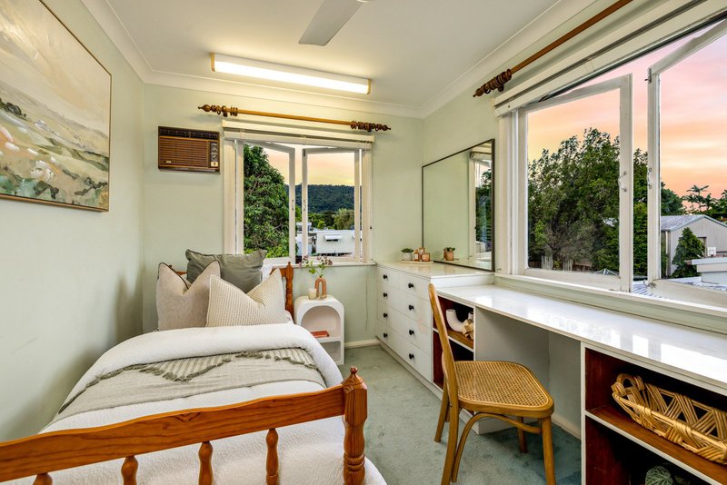 Photo - 30 Richardson Street, Edge Hill QLD 4870 - Image 10
