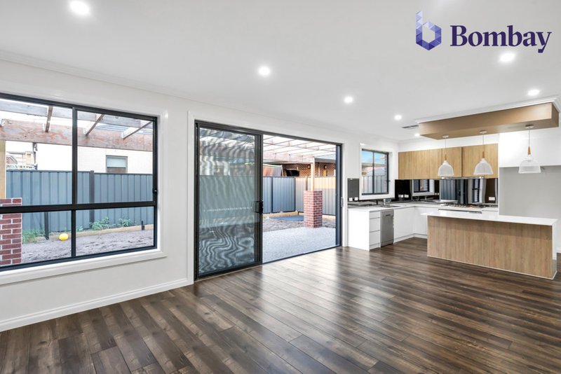 30 Riegelhuth Street, Craigieburn VIC 3064