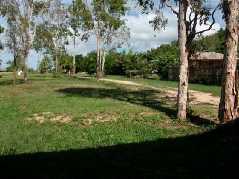 Photo - 30 Riverview Drive, Mount Julian QLD 4800 - Image 13