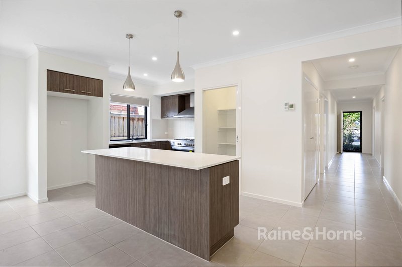 Photo - 30 Rockfern Crescent, Diggers Rest VIC 3427 - Image 2