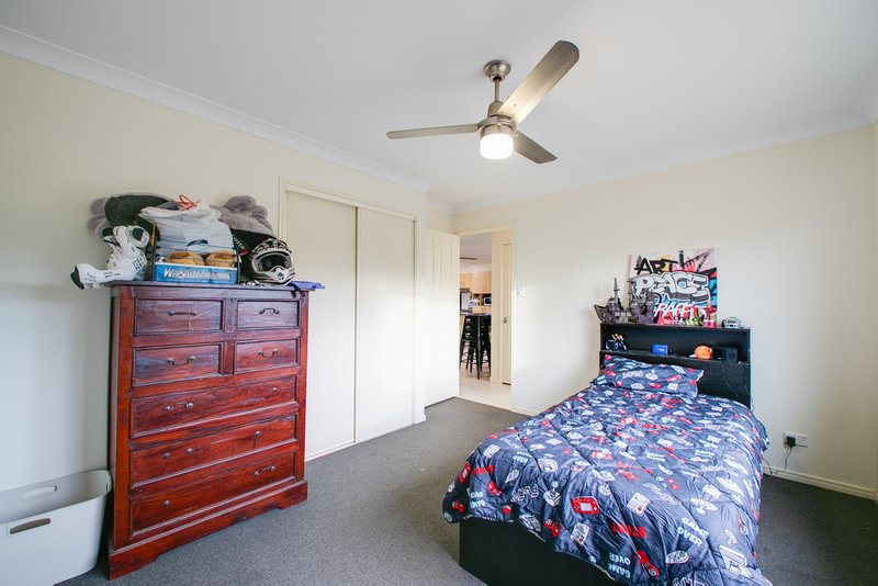 Photo - 30 Ronayne Circle, One Mile QLD 4305 - Image 9