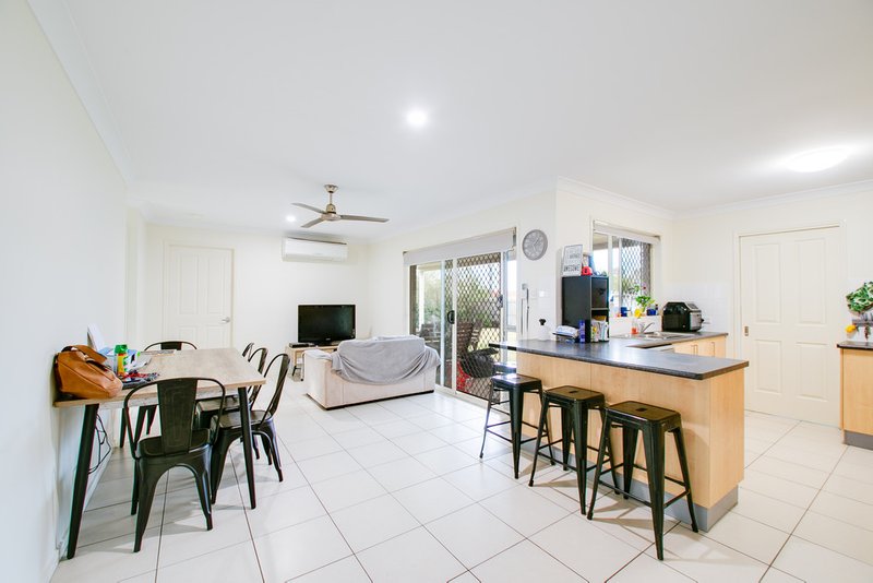 Photo - 30 Ronayne Circle, One Mile QLD 4305 - Image 15