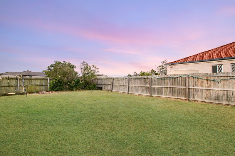 Photo - 30 Ronayne Circle, One Mile QLD 4305 - Image 18