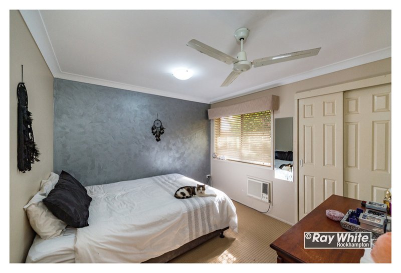 Photo - 30 Rosewood Drive, Norman Gardens QLD 4701 - Image 17