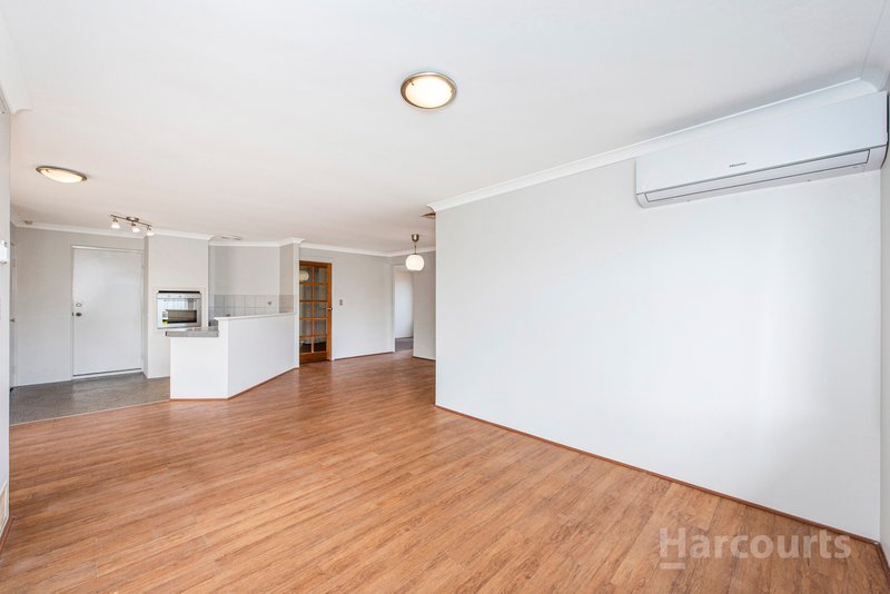 Photo - 30 Round Hill Drive, Port Kennedy WA 6172 - Image 6