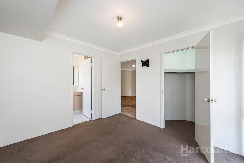 Photo - 30 Round Hill Drive, Port Kennedy WA 6172 - Image 9