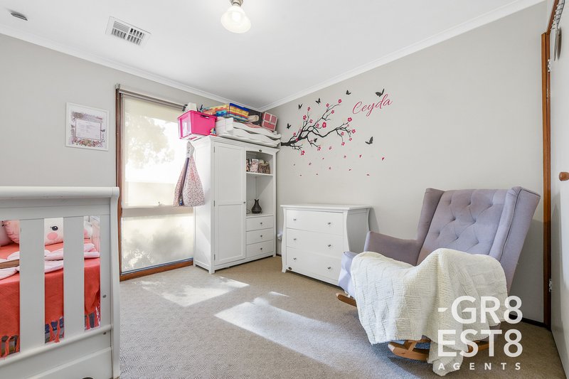 Photo - 30 Rouse Street, Cranbourne VIC 3977 - Image 6