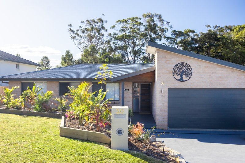 30 Royal Mantle Drive, Ulladulla NSW 2539