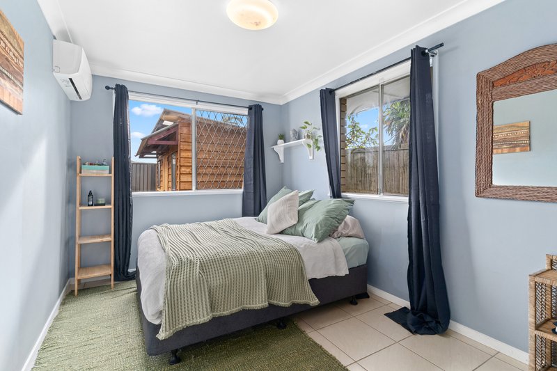 Photo - 30 Saleng Crescent, Warana QLD 4575 - Image 18