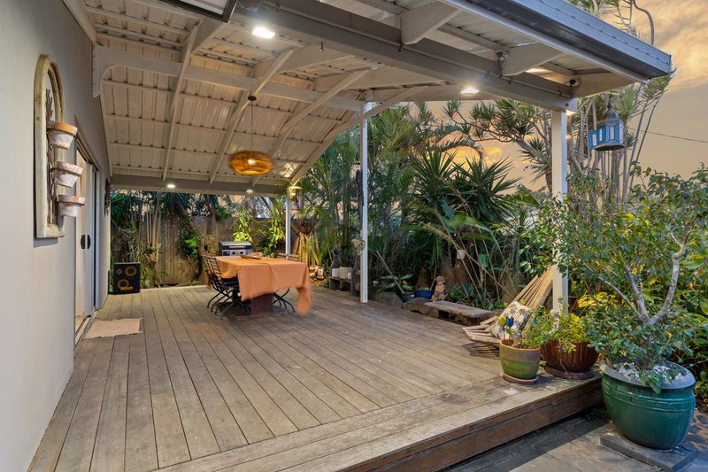 Photo - 30 Saleng Crescent, Warana QLD 4575 - Image 30