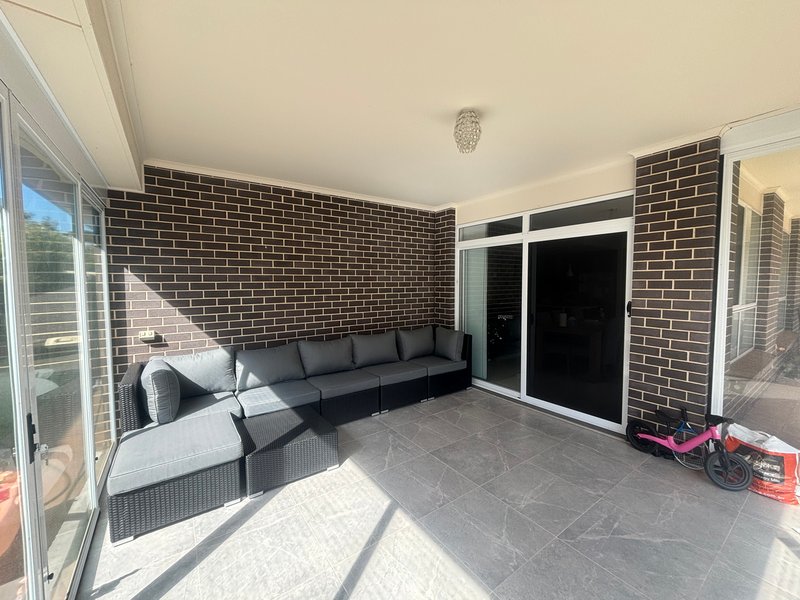 Photo - 30 Salmon Gum Crescent, Blakeview SA 5114 - Image 18