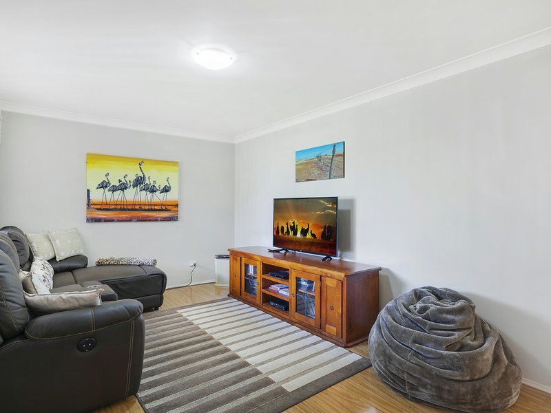 Photo - 30 Scenic Circle, Budgewoi NSW 2262 - Image 5